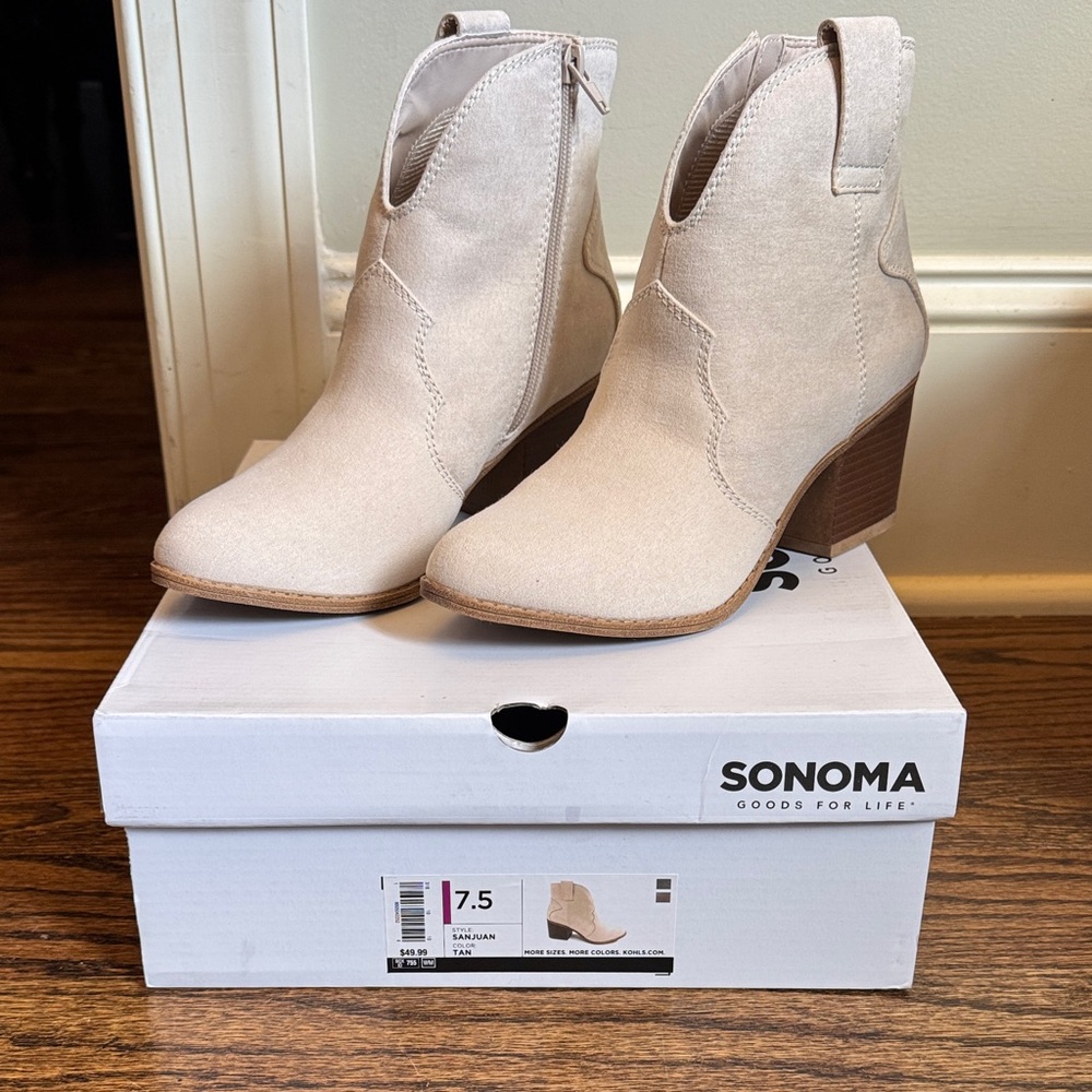 Sonoma Women's Beige Ankle Booties